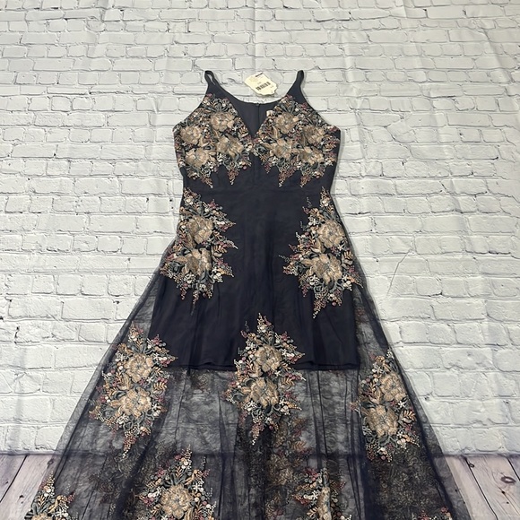 Altar’d State Dress - Picture 7 of 13